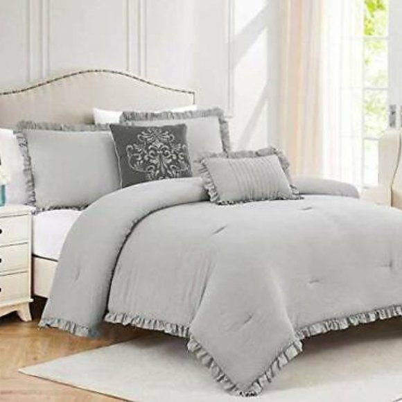 Olivia Gray Portland Ruffled Comforter (Grey) 5 PC - Picture 1 of 3